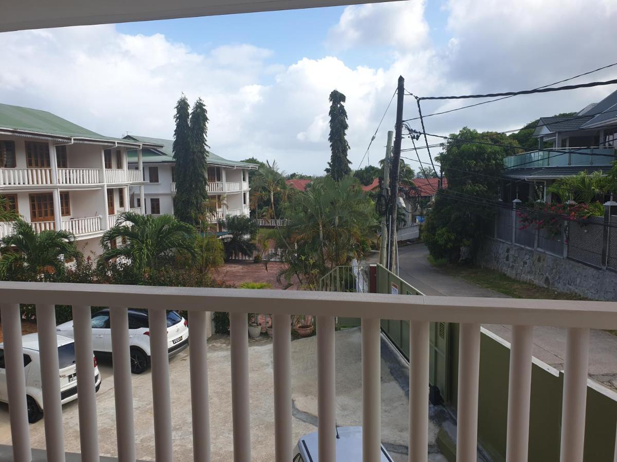 La Maison Hibiscus Self Catering Accommodation ボー・ヴァロン エクステリア 写真