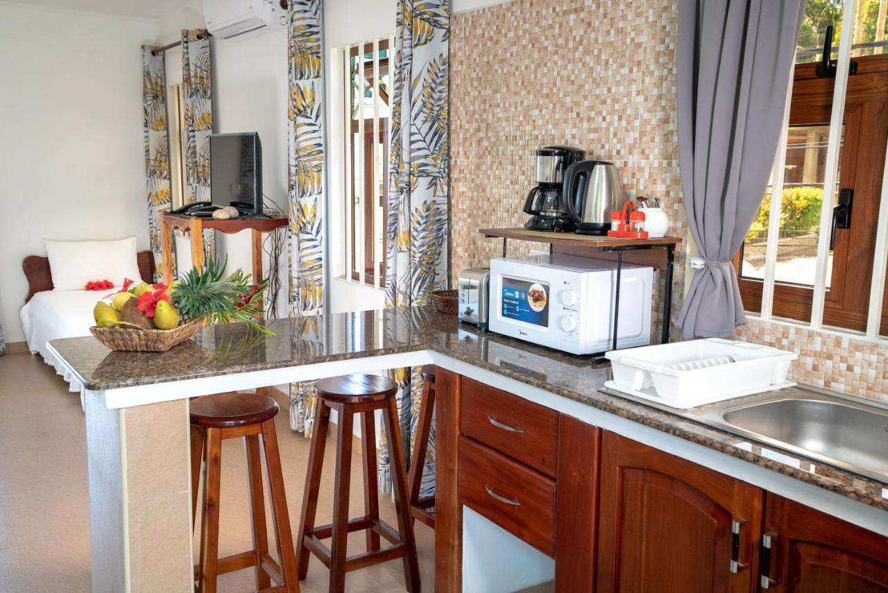 La Maison Hibiscus Self Catering Accommodation ボー・ヴァロン エクステリア 写真