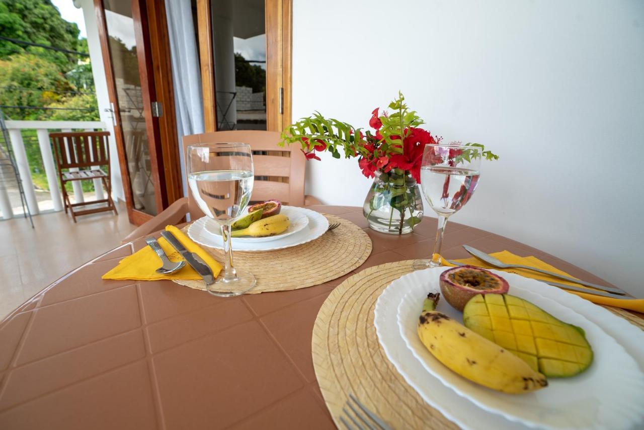 La Maison Hibiscus Self Catering Accommodation ボー・ヴァロン エクステリア 写真